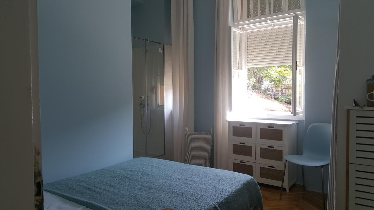 Room Next To Porto Montenegro Tivat Exterior photo